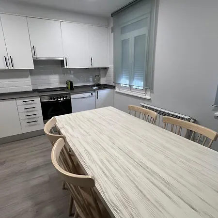 Apartment Centrico Y Acogedor Piso Con Garaje A Coruna