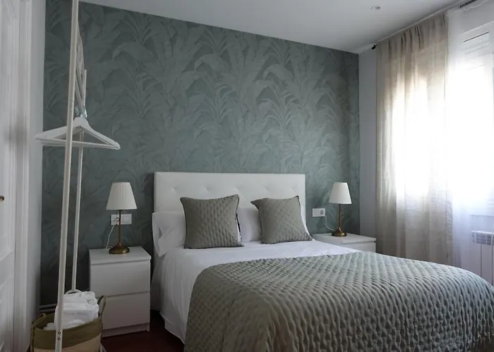 Centrico Y Acogedor Piso Con Garaje *